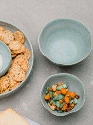 handgemaakte serveerplank keramiek apero aperoset aperitief set keramiek chip en dip bowl tapas bowls keramiek